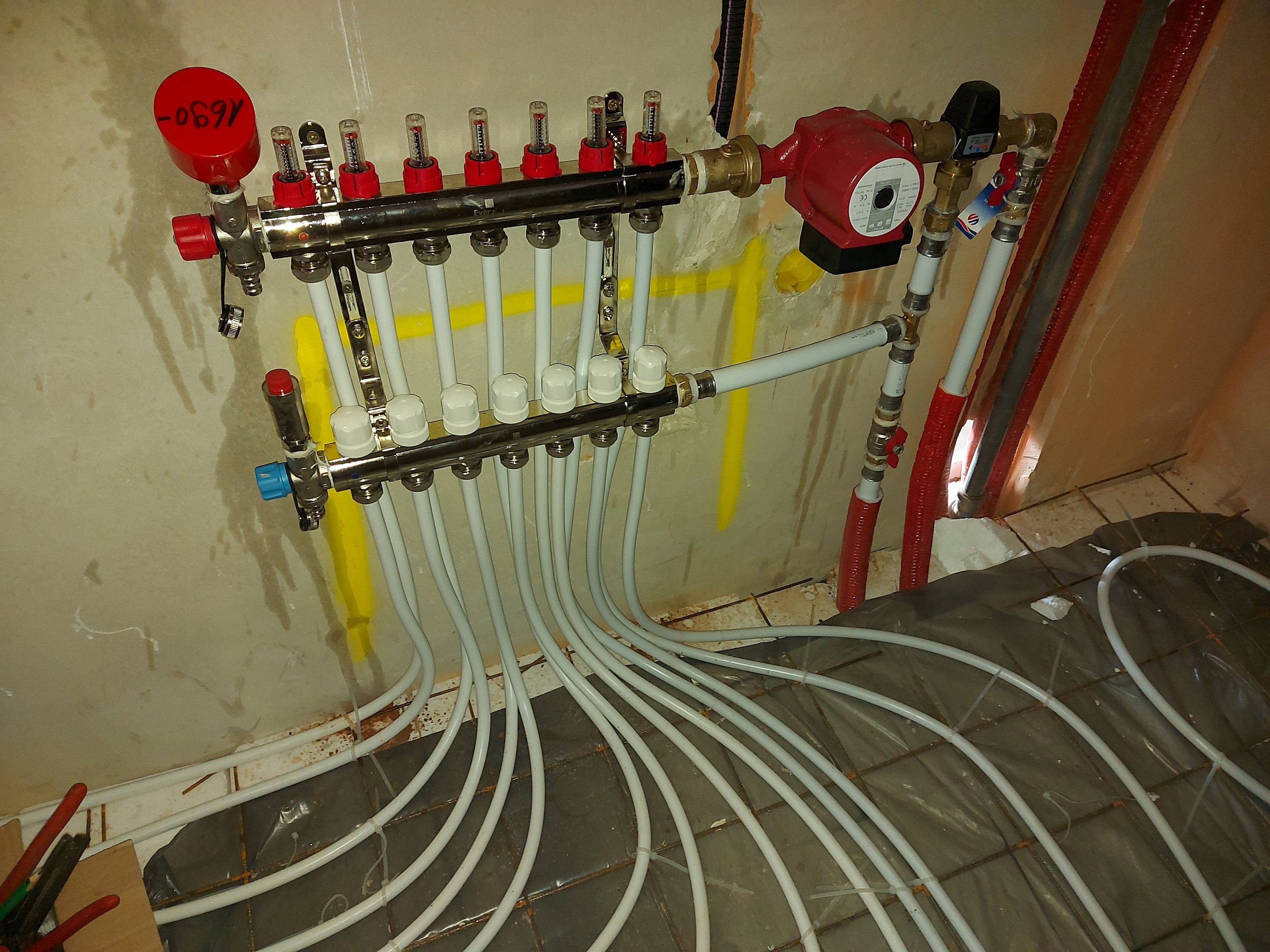 Padlófűtés bekötés